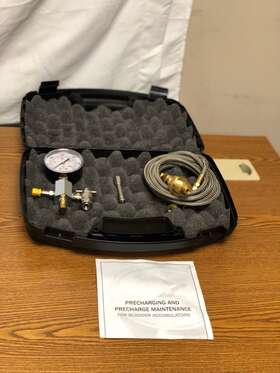 Ai-cg6-6kt-ss Accumulators Gold Gray 6000 Psi Charging And Guage Assembly Kit Used