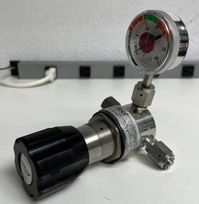 87-87800716 Aptech Ap10025m Ap1002sm 3pw Mv4 Fv4 P Regulator