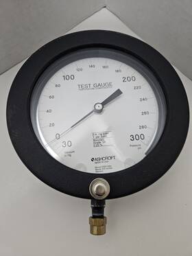 Ashcroft 451082ps04l300 Test Gauge 451082ps04l300# / 0-300 Psi 1/2 Inch Npt Grade 3a