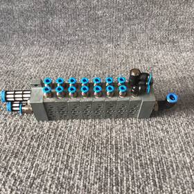 1825503891 Bosch Pneumatic Ventil-anschluss-block Manifold Used