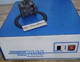 S7025-12 Branson 7000 Ultrasonic Generator Used Powers Up Read Description