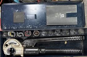 Jb12a Burndy Itt Crimper With Dies Y35 12 Ton Hydraulic Alcoa