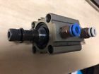 Cdq2b32-20d Smc Pneumatic Cylinder Used Warranty
