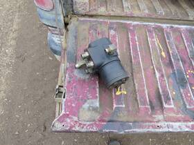 149-3830 Char-lynn Cat Steering Valve 263 3267 002