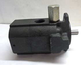 70880bi Chief Two Stage Hydraulic Pump 2 Bolt Flange 28gpm 3000psi 3600rpm Cast Iron