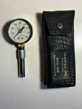 Npg-100 Clemtex Needle Pressure Gauge With Case