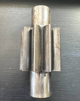 324-2920-740 Commercial Intertech Parker Gpm 2 Inch Gear P330 - Forge Material