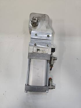 82m-3n00006nl8-1 Destaco Power Clamp Used