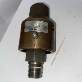 155-000-001-012 Deublin Rotary Unions One Used