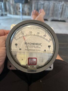 102002-00 Dwyer Magnehelic 2000-0 C Differential Pressure Gauge 0-0.5 Inch W.c. #3