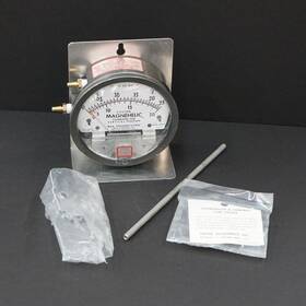 2000-00av Dwyer Magnehelic Differential Pressure Gauge 0-0.25 Inch