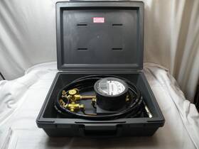 42100s Dwyer Capsuhelic Differential Pressure Gage 0-100 With Hoses And Case
