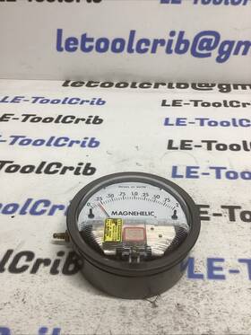 2002c Dwyer K-364 Differential Pressure Gauge