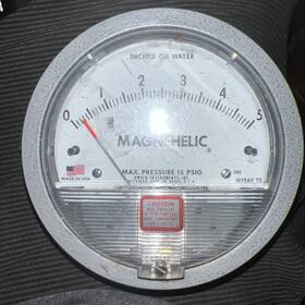 Dwyer W15ae Magnehelic Pressure Gauge Max. 15 Psig Model Ts Made In Usa
