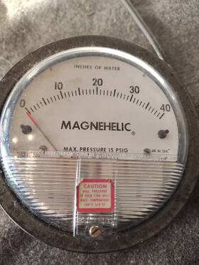 Dwyer W34aa-km Instruments Magnehelic 0-30 Inch Gauge Max Pressure 15 Psig Nice