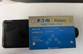 Dg18v4-012a-10-s551 Eaton Vickers 02-400515 Directional Valve New