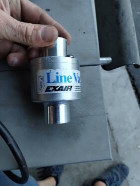 6082 Exair Compressed Air Operated Line Vac 1-1/4 Inch Hose