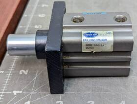 Gnd-cg032-025t Fabco Doubling Acting Pneumatic Cylinder Tested Working Pu Of44
