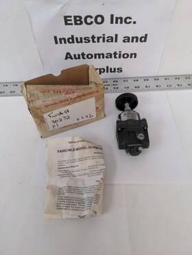 30232 Fairchild Midget Regulator Model 30 Range 0.5-30 Psig