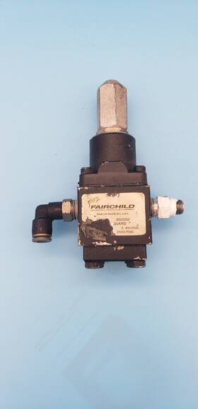 950052 Fairchild Model 95 Pneumatic Pressure Regulator Catalog# 5-100 Psi Supply 2500psi