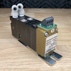 Tt7800-004 Fairchild Transducer Used