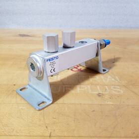 164052-b Festo Manifold Block 24vdc 3/8 Inch Front Port - Used