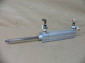 23683493 Festo Dna-1 1/2-6-p-a Pneumatic Cylinder