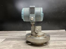 Foxboro 827df-is1nmsa1 Pressure Transmitter #335a144pr2kt