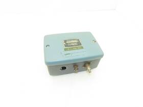 E92-ffn2h Foxboro E92ffn2h Air To Current Converter 63-100vdc 15psi 10-5ma Style A