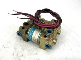 V935lx15 Honeywell Solenoid Valve 4-way 4-wire 20-watts 100psi 120vac 60hz