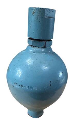 Germany-0531500 Hydac 0531500 Diaphragm Accumulator Made In 503-10 Cu In-3600/psi 176 F
