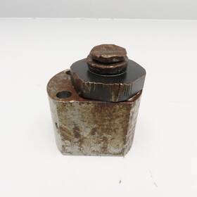 100938 Hytec Hydraulic Center Hole Cylinder 1/2 Inch Stroke 5000 Psi Parts Or Repair