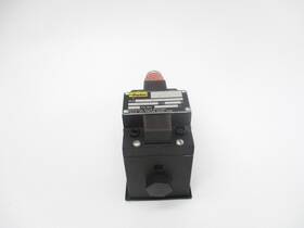 Knox90048139-d3w2bnyc456 Industrial Mro Parker D3w2bnyc456 120v 3000psi Unmp
