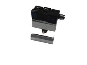 Mros500799-151685 Industrial Mro Festo 151685 Prox. Sensor With Smbu-2b Mounting Kit Unmp