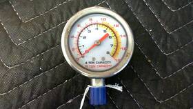Jadeshay 738607272031 Pressure Gauge Liquid Filled Hydraulic Dual Scale P