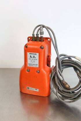Linemaster 3h-6b2-d4 Air Valve Foot Switch / Hercules Val Working