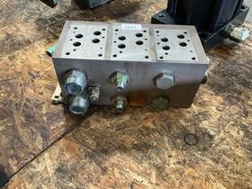 Bd07gph03shuabaa Lynch Parallel Manifold Block Tbi