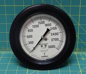 12113-13 Marsh 4 1/2 Inch Mastergauge 0-3000 Psi Lower Back Npt Connection