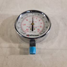 63-4102 Matheson Compound Pressure Gauge 15 Psi/100 Kpa 30 Hg/-100 Vacuum