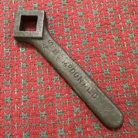 Mcdonald 06pt12 Antique Square Wrench A. Y. Head Usa Nice