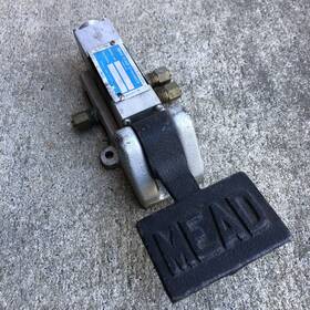 425-12 Mead Fluid Dynamics Pneumatic Air Foot Pedal Operator Switch 1/4 Inch Npt #425-12