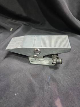 Norgren 03048302 3048302 Foot Pedal 2 To 10 Bar