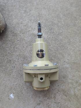 11-002-101 Norgren Air Regulator. Brand New With Box Manual Plugs