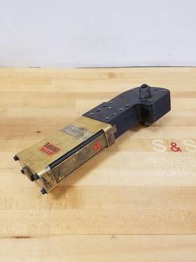 Ec63e-a-1x95m-180b-l-30-2-0 Norgren Pneumatic Power Clamp - Used