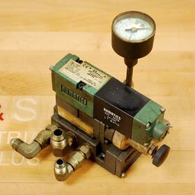 081sa400m017n Numactics Pneumatic Valve Assembly With 225-369b Relay - Used