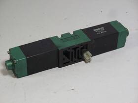 152ss500m Numatic Pneumatic Valve 150 Psig-air Used