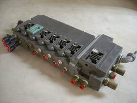Hh4-hh3 Numatics Manifold Base 6 Ea. Hh4 Blocks One Hh3 Block Blocking Plate