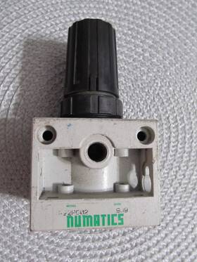 R22rg02 Numatics Pressure Regulator