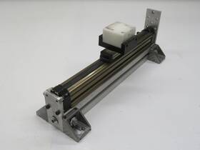 S1011250008cmo Numatics Str With Magnet T232495