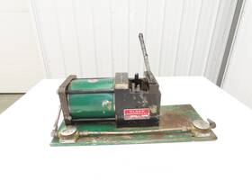 208510 Olsen Model 20 Powerflare Pneumatic Double Flare Swaging Machine 80 Psi Min